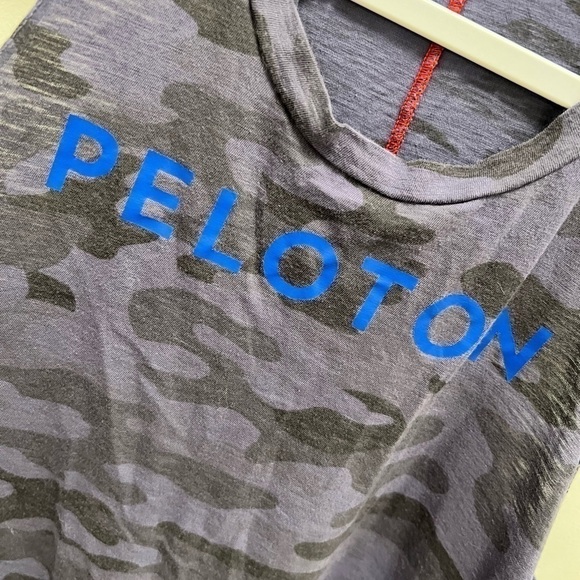 PELOTON | Dark Purple Camo Workout Tank Medium - Picture 6 of 8